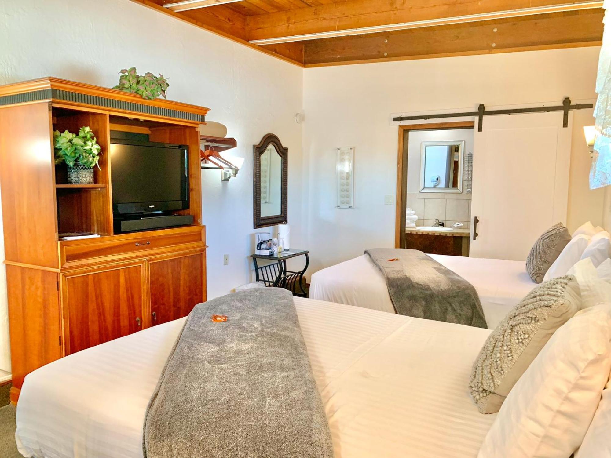 Breakers Boutique Inn ويستبورت المظهر الخارجي الصورة